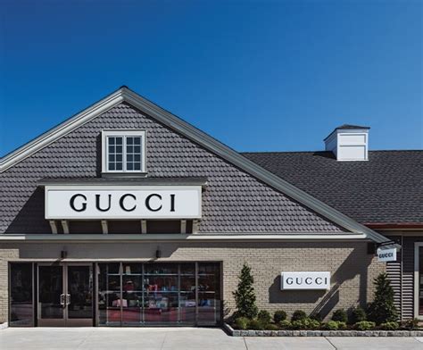 gucci outlet buffalo new york|gucci outlet in woodbury commons.